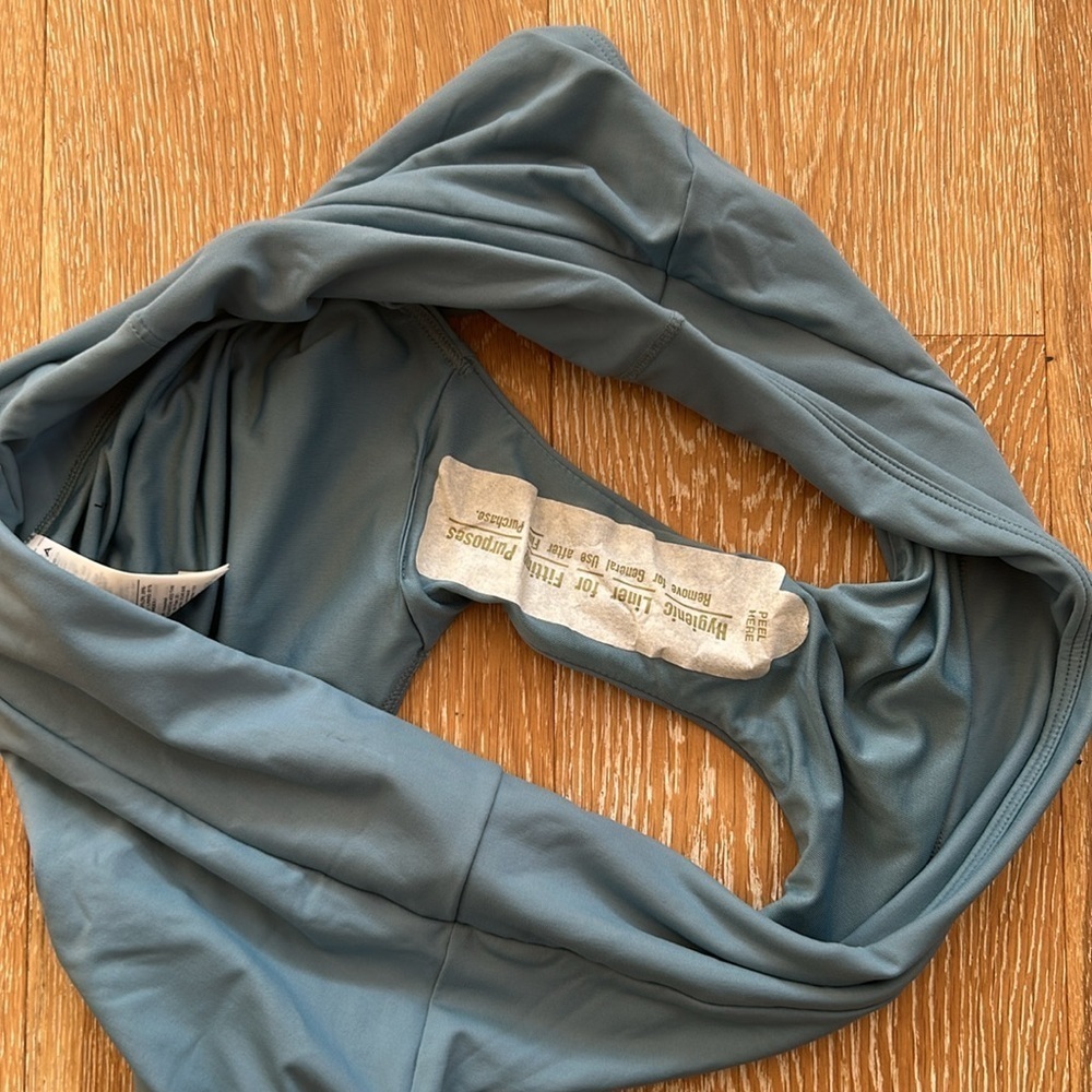 NWOT Athleta Essential Swim Boy Short Size Large - Picture 6 of 8